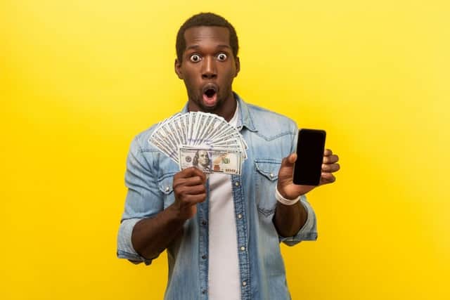 Earn cashback as you spend (photo: Shutterstock)