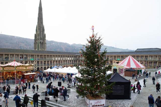 Christmas at the Piece Hall. Photo by Bruce Fitzgerald.