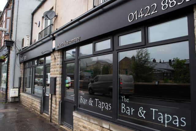 Aux Delices The Bar and Tapas, Mytholmroyd
