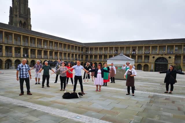 Social distancing at the Piece Hall
