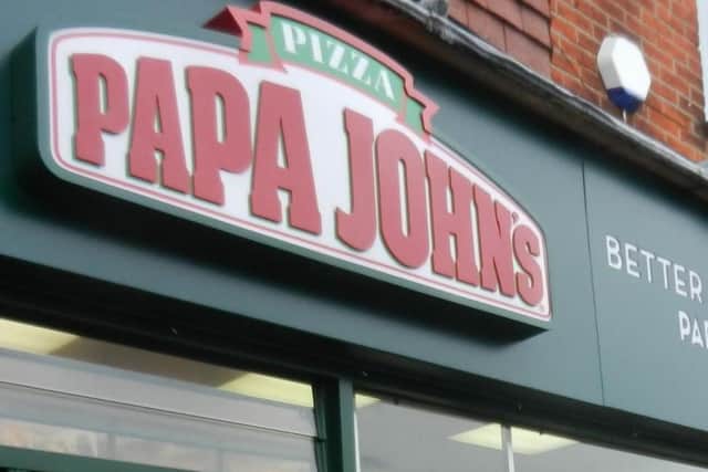 Pizza giant Papa John’s has announced plans to open a take away in Queensbury.