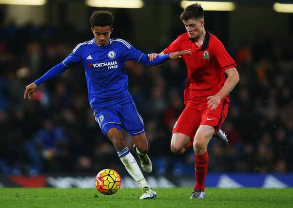 Lewis Mansell (right) in action for Blackburn Rovers against Chelsea during the semi-finals of the FA Youth Cup in 2016. (Photo by Bryn Lennon/Getty Images)