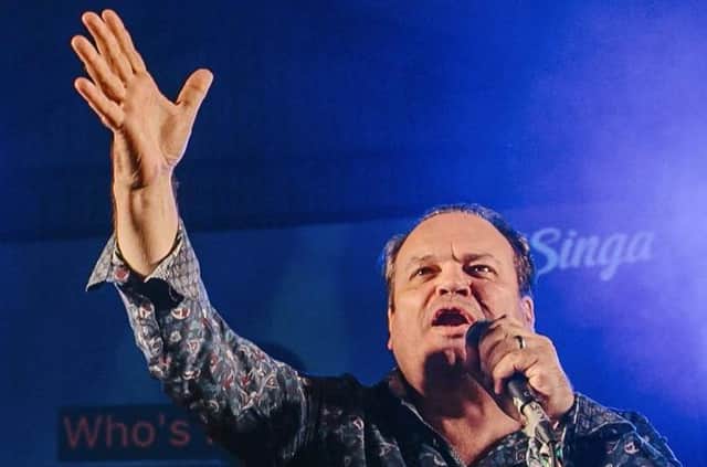Shaun Williamson to host the Feel Good Karaoke party that's sweeping the nation