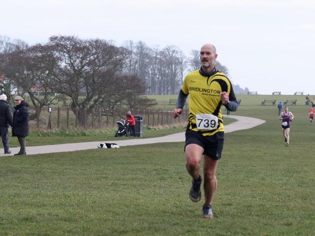 Alan Feldberg, of Bridlington Road Runners, in action at the East Yorkshire Cross Country League fixture at Sewerby

Photo by TCF Photography