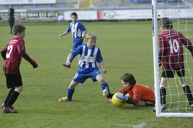 Ryburn Blacks and Greetland Golds meet in an under-10s tournament at The Shay.