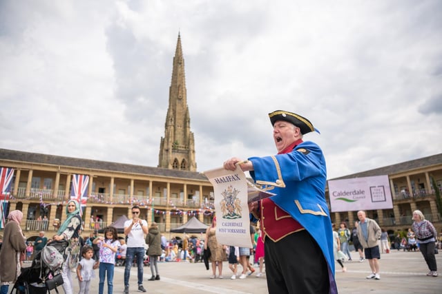 Halifax Town Crier Les Cutts at The Piece Hall celebrations