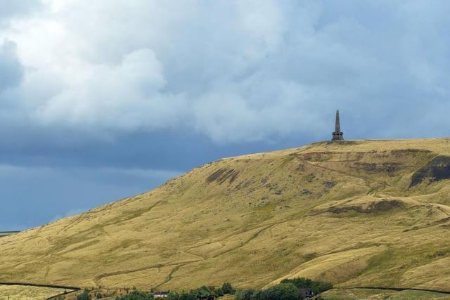 Standing tall about the Upper Calder Valley, the Stoodley Pike Monument is a worthwhile reward for making it to the top of Stoodley Pike, a 1,300-foot hill. The monument replaced an earlier structure, commemorating the defeat of Napoleon.