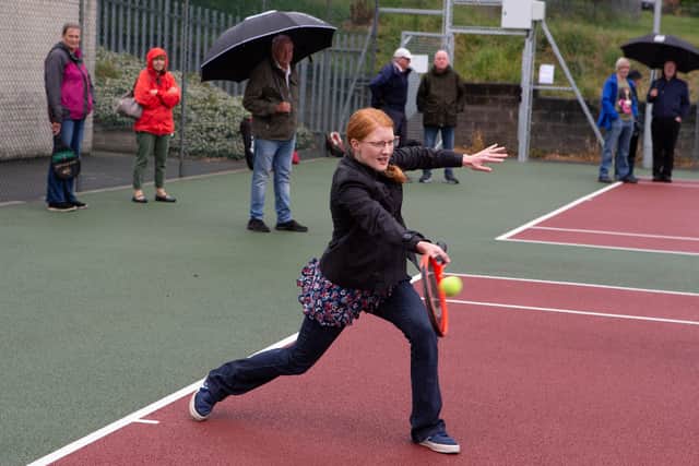 MP Holly Lynch opens new tennis club at the Hough, Northowram