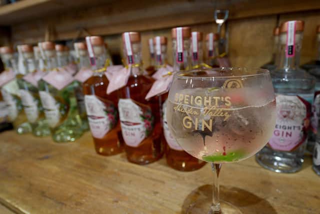Feature on Speights Gin Northowram, Halifax. ..27th July 2021..