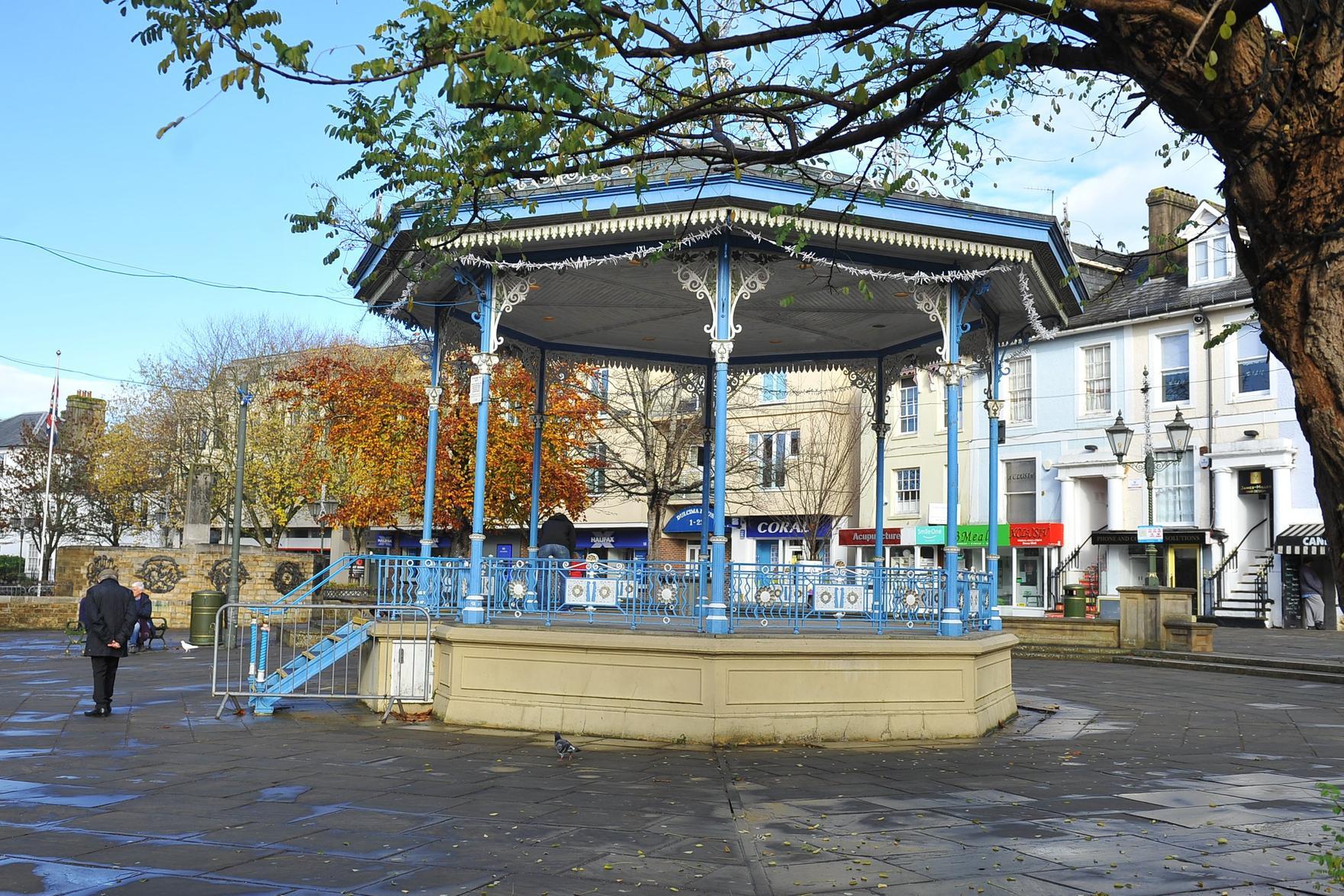 New data has been released which reveals the cheapest area to buy a house in Horsham. Picture by Steve Robards
