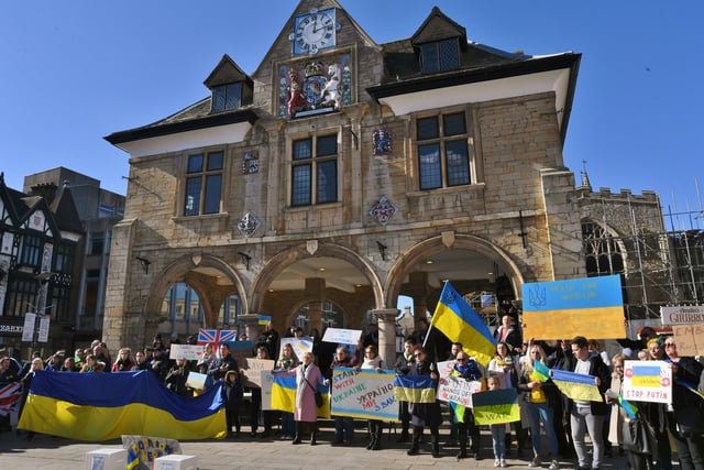 Ukranian gathering of support against the Russian invasion - at Cathedral Square. EMN-220227-132437009