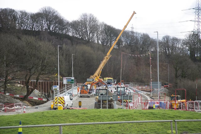 New bridge between Stainland Road and the A629
