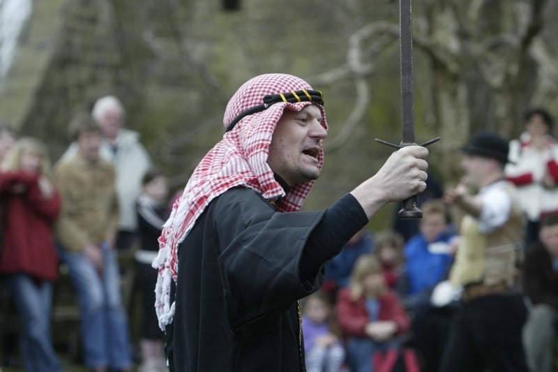 The Heptonstall Pace Egg Play in 2005