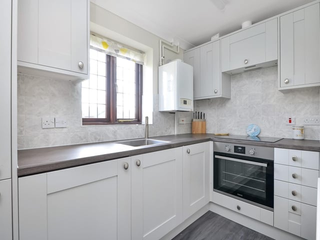 The six bedroom home Hiltonbury in Denmead is on the market for £1.5m. It is listed by Fine and Country.
