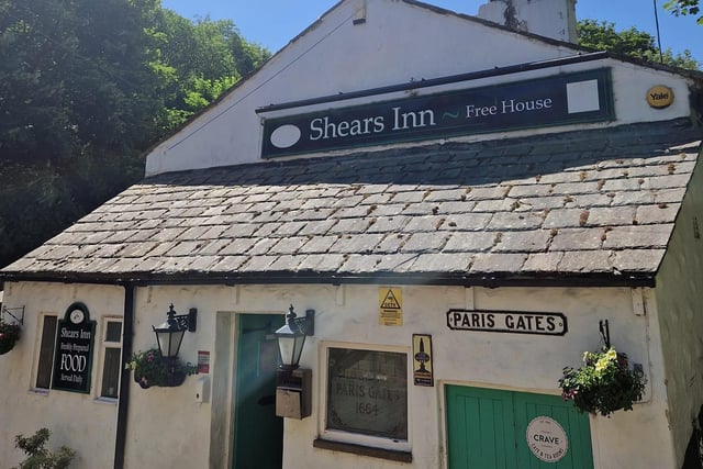 The Shears Inn is at Paris Gates in Halifax