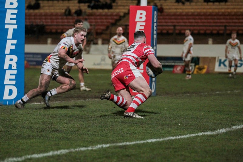 Match action from Bradford Bulls v Halifax Panthers on Good Friday