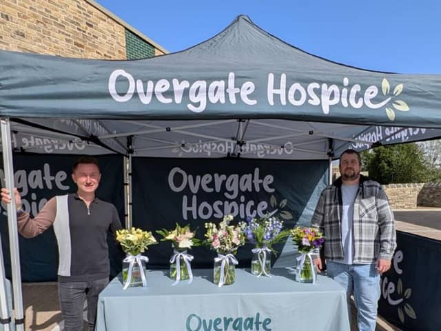 Prestige Flowers has collaborated with the newly-refurbished Overgate Hospice to create bespoke bouquets for newly-named rooms.