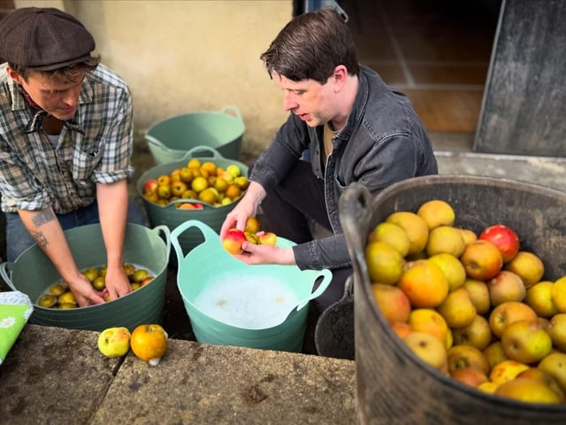 Incredible Edible Todmorden's inaugural Apple Day