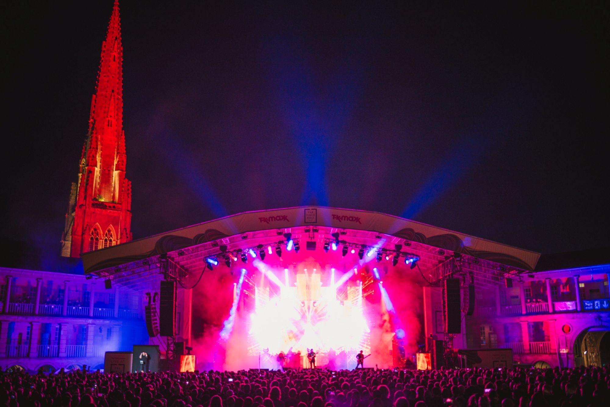 Slash tour dates: Rock royalty announces gig at Halifax's Piece Hall