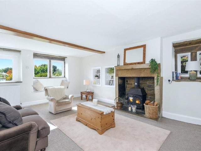 Sitting room.