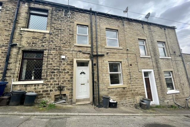 This two bedroom terrace features two bedrooms and is conveniently located for a good variety of amenities within West Vale. The property is on the market with Bramleys.