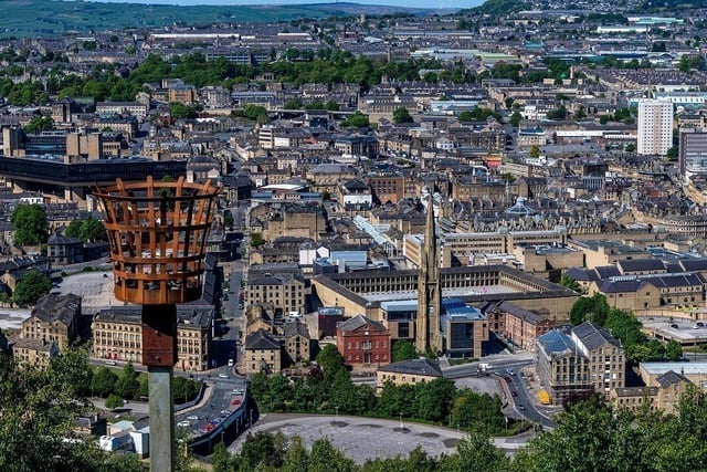 Unlike many other towns in the UK, Halifax has only had a slight variation in the spelling of its name of the years. It was recorded as Halyfax in 1091 but since then has been known as Halifax.