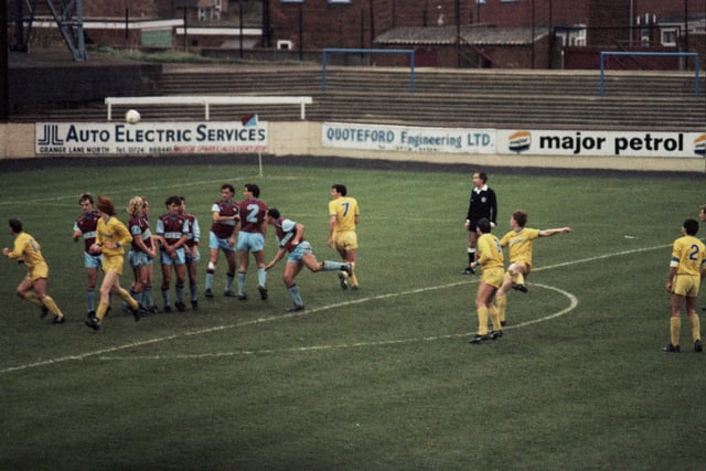 Mick Galloway fires in a free-kick, Scunthorpe v Town, November 9, 1986.
