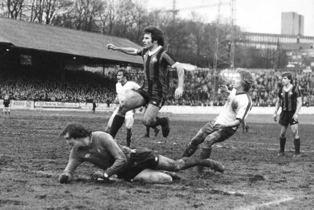 Hendrie goal, Town v Man City, January 5, 1980