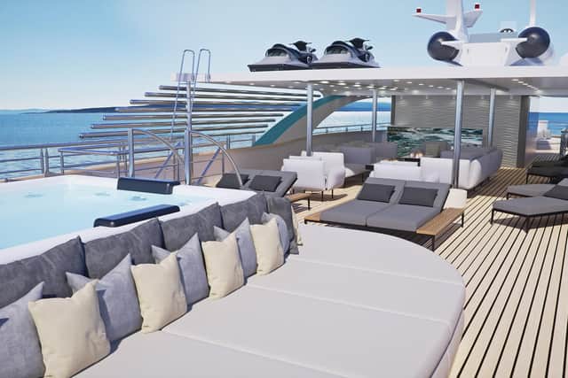 The sundeck and jacuzzi on Freedom