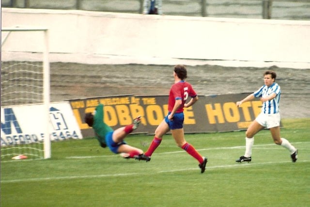 Russell Black scores the winner at home to Aldershot, August 23, 1986