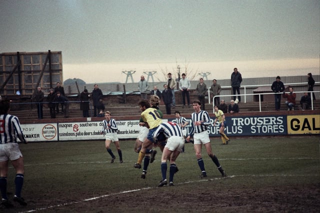 Dave Staniforth out jumps David Linighan, Hartlepool v Town, February 11, 1984
