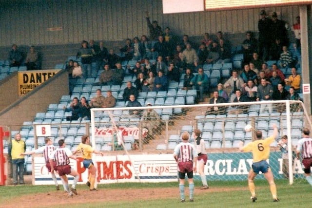 Steve Norris volleys a goal against Scunthorpe, March 23, 1991