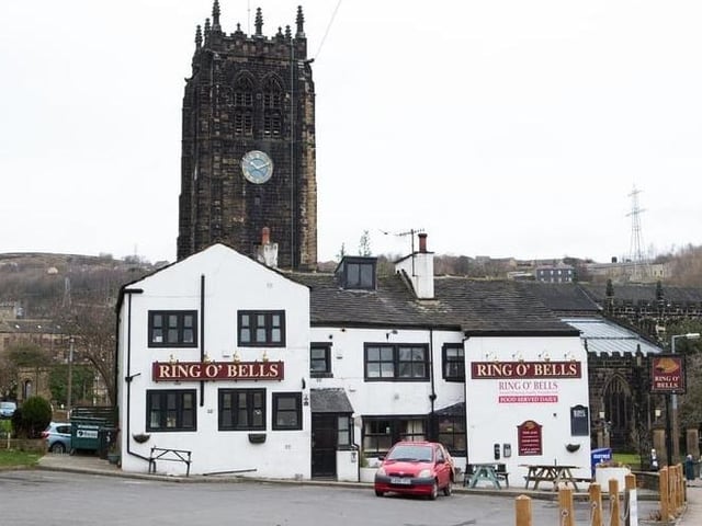 The old pub sits in the shadow of the Halifax Minster and dates back to the 1700s. It is believed that taps turn themselves on in the middle of the night and switches turn themselves off.