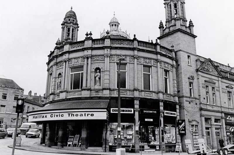 Halifax Civic Theatre, now the Victoria Theatre, back in 1984
