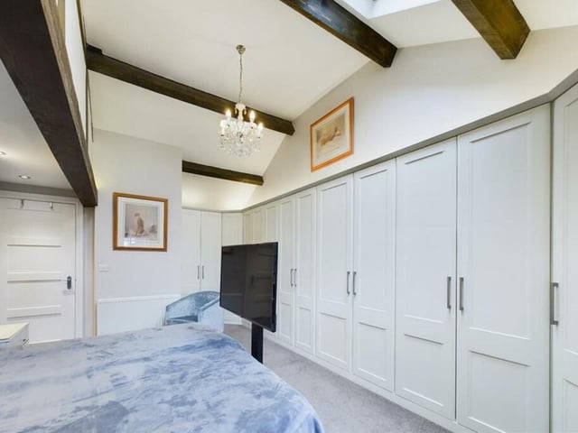 The coach house - bedroom
