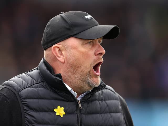 BROMLEY, ENGLAND - APRIL 02:  Andy Woodman manager of Bromley shouts instructions during the FA Trophy Semi Final match between Bromley and York City at Hayes Lane on April 02, 2022 in Bromley, England. (Photo by Julian Finney/Getty Images)