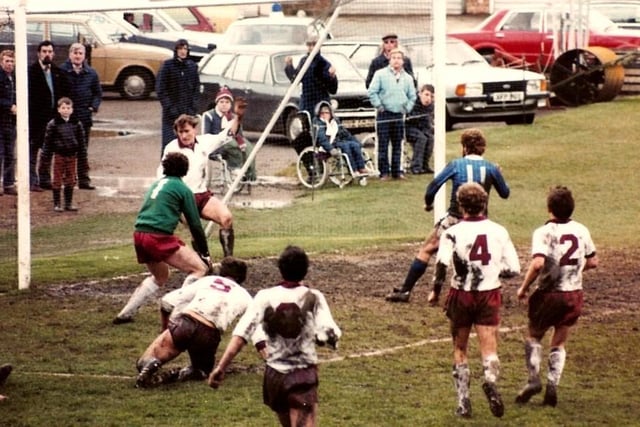 Dave Staniforth scores in last the minute, Northampton v Halifax, April 10, 1983