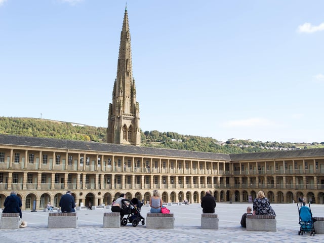 The famous Piece Hall was built between 1775 and 1779 as a cloth market for the display and sale of pieces of worsted and woollen cloth. It is said to be haunted by market men who were murdered there.