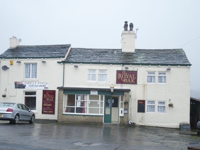 Lower Edge Road, Elland