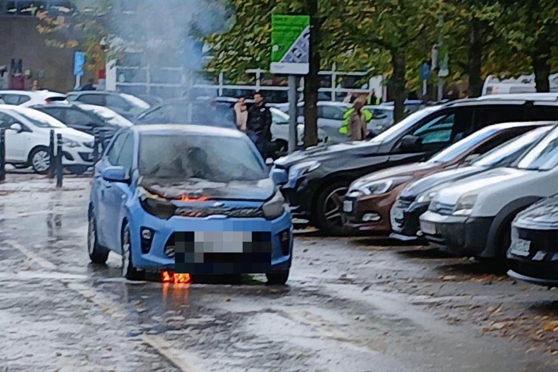 Car sets on fire in Halifax supermarket car park