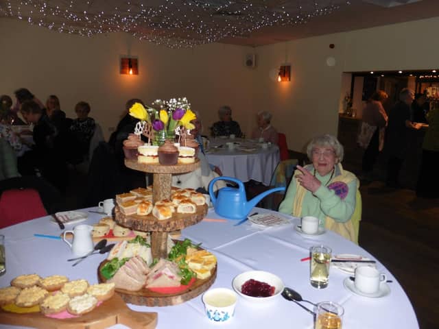 The Huddersfield and Halifax Branch of the Keep Fit Association (KFA) held a birthday party to celebrate the birthday of member Jean Roebuck.