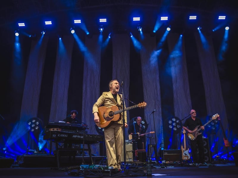 David Gray performed for fans at The Piece Hall.
