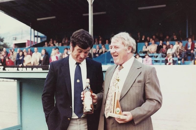 Mickey Bullock shares a joke with Tommy Docherty in September 1981