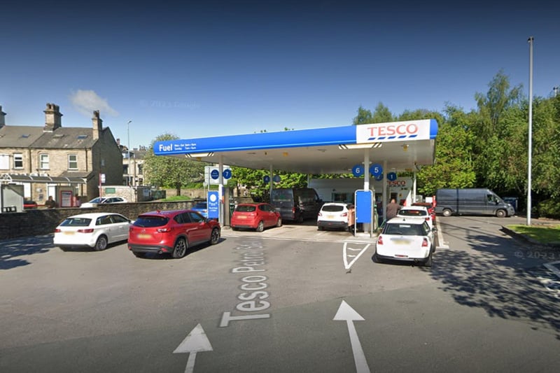Tesco Brighouse, Huddersfield Road, Brighouse, HD6 1RZ. Unleaded: 151.9p. Diesel: 157.9p.
