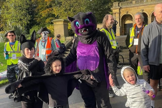 The 2k run saw its participants dress up in their best Halloween outfits for a party.