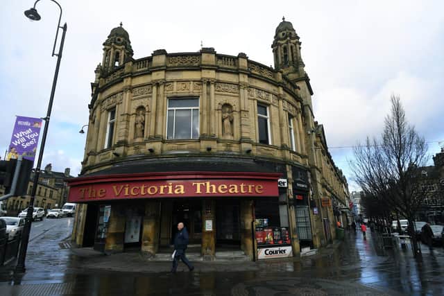 Transferring Halifax’s Victoria Theatre to a trust could save Calderdale Council more money, say Tory councillors