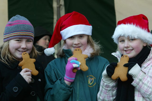 St Patricks School children trying out the free gingerbread men as part of the Totally Locally shopping campaign in Elland town centre, Elland.
Pictured (from left) are:- Megan Illand, 11, Josephine Clark, 10 and Nancy Carter, 10.