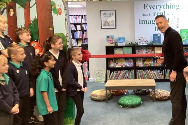 Chris Mould opens the new library at Ling Bob Junior, Infant and Nursery School in Halifax