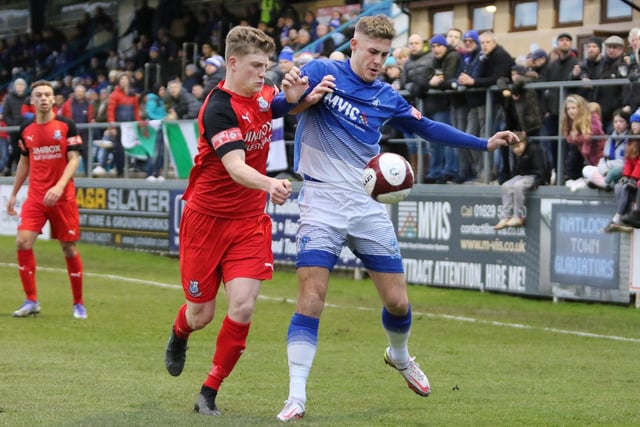 Left wing-back has caught the eye in the National League North with Spennymoor. Formerly of Matlock Town and Brighouse Town.