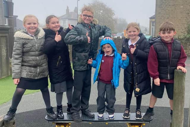 Pupils at two Calderdale primary schools have united to stand up against bulling during 'make a noise about bullying'.
